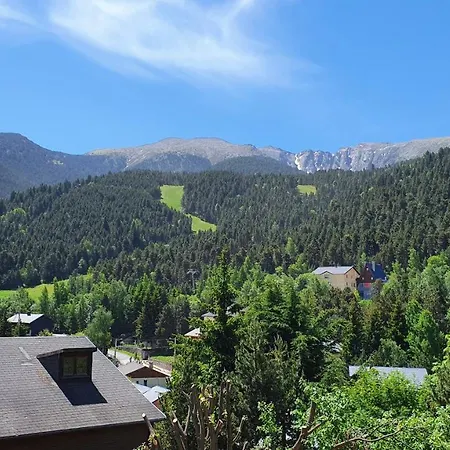Vue Cambre D'aze, Piste A 100 M *